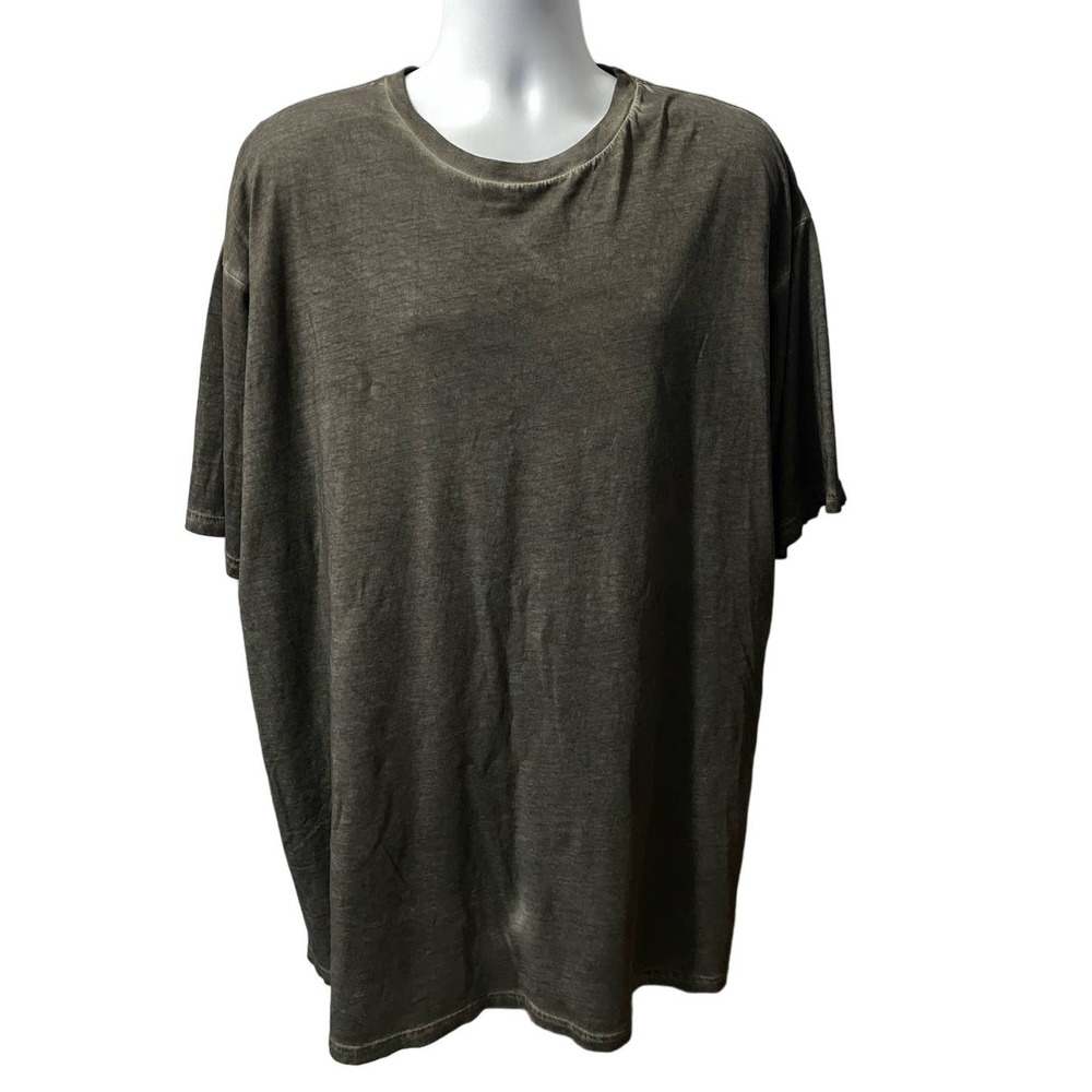 CSG Gray Tee size 3XL Like Neww= great fade design
